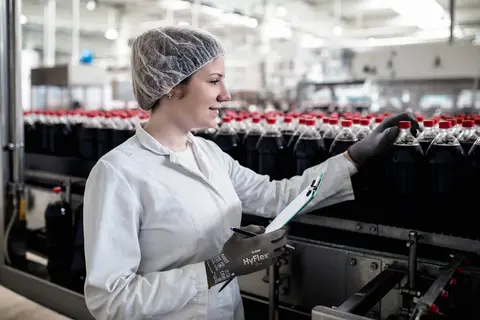 HyFlex 11-840 EMEA Secondary Image Food approved 1.webp