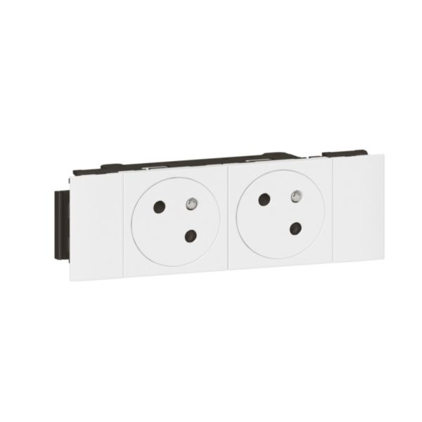 PRISE DE COURANT 2X2P+T POUR GOULOTTE MOSAIC A CLIPPAGE DIRECT 16A 230V IP40 IKO7 PU/PIECE
