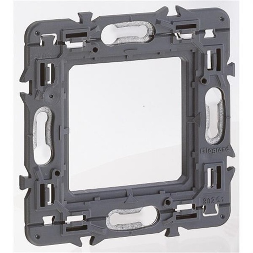 [LEG80251] CELIANE SUPPORT BATIBOX 1 POSTE 2M