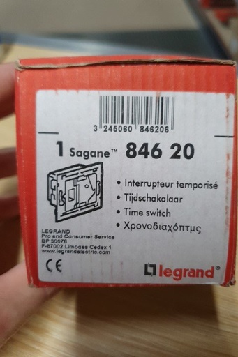 [LEG84620] SAGANE INTER TEMPORISE A VIS