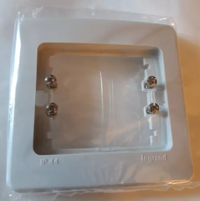 [LEG85500] SAGANE PLAQUE PLEXO GRIS 1P